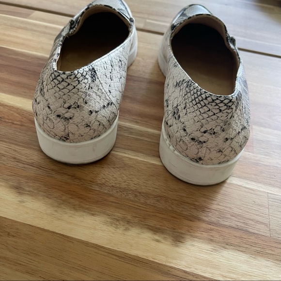 Naturalizer Snakeskin Ranger Slip on Sneaker Loafer - Picture 3 of 6